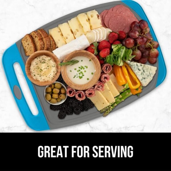 GORILLA GRIP 100% BPA-Free Reversible Kitchen Cutting Board Set of 3, Nonporous, Juice Grooves to Catch Liquid, Slip Resistant Handle Border, Dishwasher Safe, Durable Food Chopping Boards, Aqua Gray