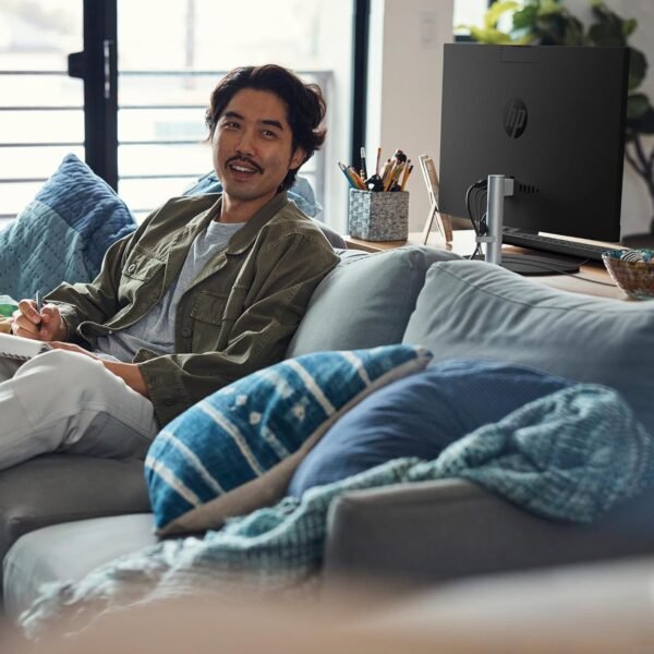 HP 24 inch All-in-One Desktop PC, FHD Display, Intel Core i5-1334U, 8 GB RAM, 256 GB SSD, Intel UHD Graphics, Windows 11 Home, Jet Black, 24-cr0320 (2024)